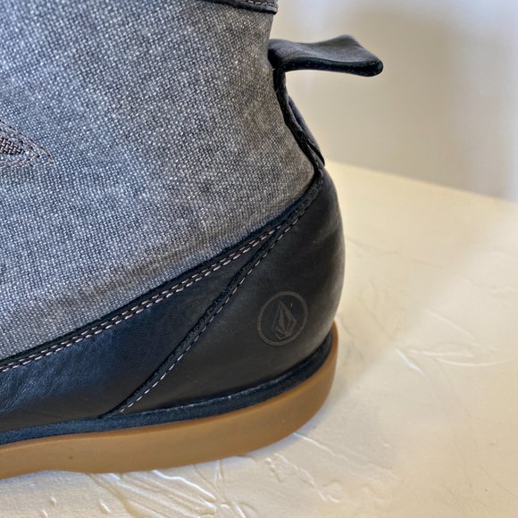 Volcom Men's High Top Lace-Up Shoes - Picture 4 of 10